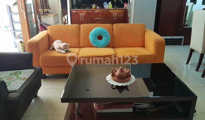 Rumah Dijual Nyaman Semi Furnish di Sayap Cipaganti, Bandung