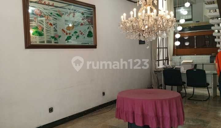 Rumah Disewa Semi Furnished di Komplek Budisari, Bandung