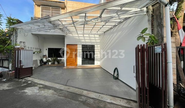 Dijual Rumah Siap Huni 2 Lantai Poltangan, Jaksel. Lt 130 Lb 200