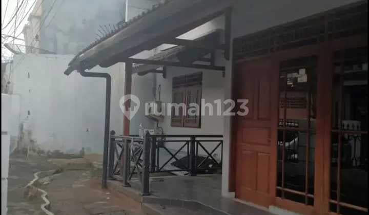Dijual Rumah 2 Lantai Buaran, Jaktim. Lt 200 Lb 190 SHM Murah