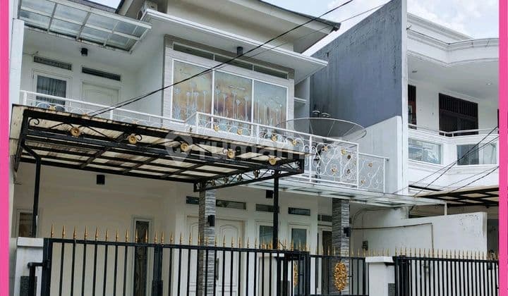 For Sale, Ready-to-Occupy House in North Meruya, Kembangan. Land Area 120M2