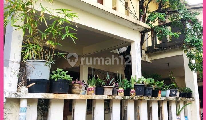 Dijual Kostan 19 Kamar di Komp. Perumahan Rri, Tanjung Duren.