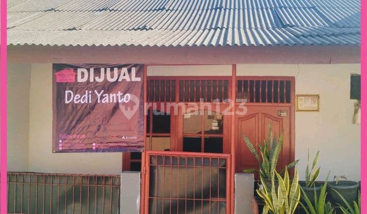 Dijual Rumah Siap Huni Cijantung. Lt 135m2. Harga Murah Sekali.