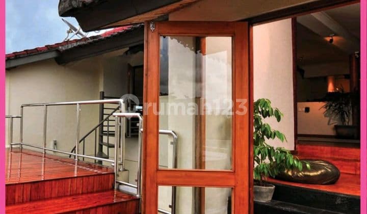 Dijual Cepat Villa Beachfront Fully Furnished Di Tanjung Benoa.