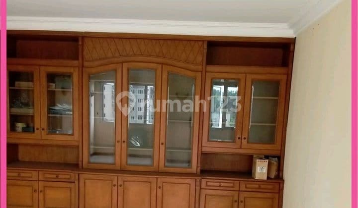 Dijual Apartemen Wisma Gading Permai. Kelapa Gading. 3 Bedrooms.