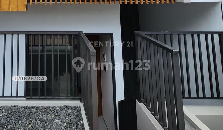 Rumah Baru 2 Lantai Siap Huni Di Jl Sekelimus Batununggal Bandung