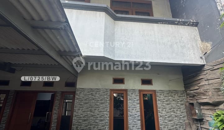 Rumah 2 Lantai Nyaman Dan Strategis Di Cijerang Bandung