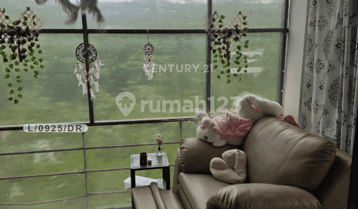 Comfortable 2-Story House Ready to Live In at Sariwangi