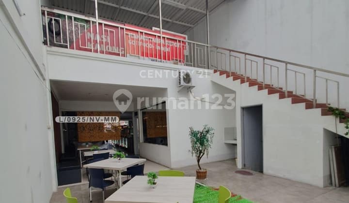 Ruko 3 Lantai Siap Guna Lokasi Strategis di Batununggal Bandung