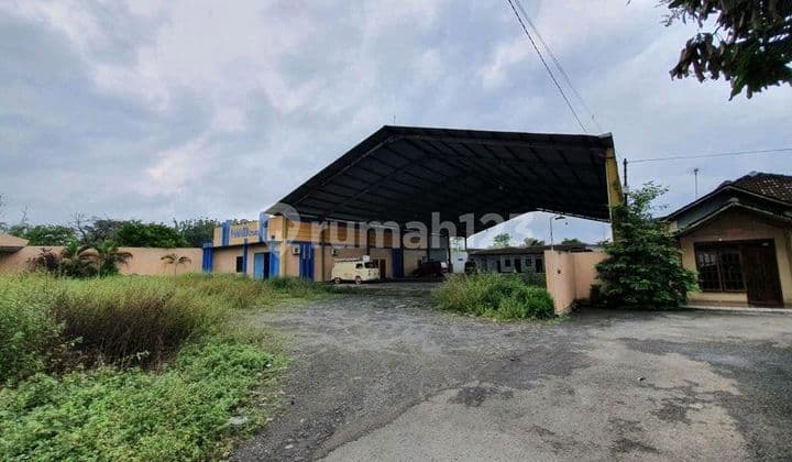 Ruang Usaha Eks Pool Bis Kondisi Bagus Jalan Lingkar Boyolali