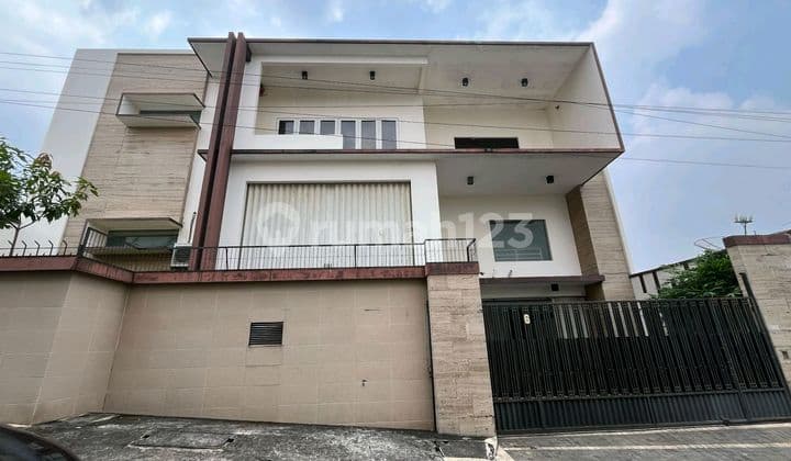 Rumah Bagus Siap Huni Jl.gunung Agung Gajahmungkur Semarang