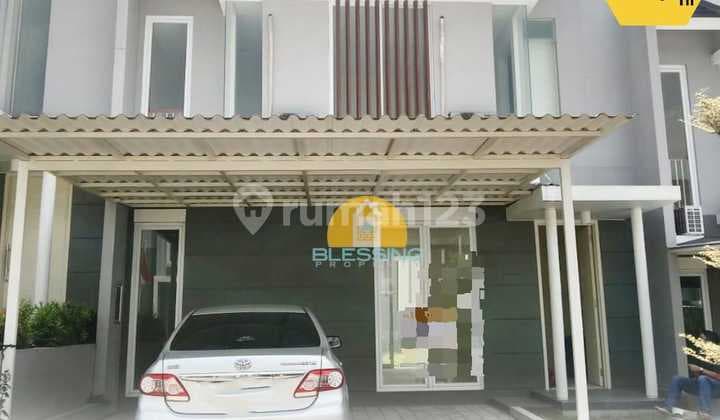 For rent: Modern 1-story Citragrand Yellowleaf type house.