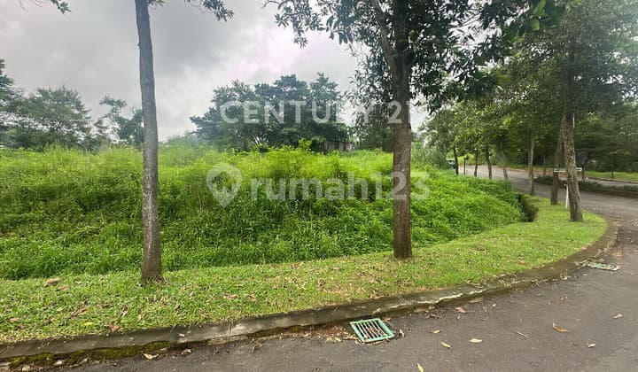 Comfortable and Strategic Vacant Land in an Elite Area of Semarang