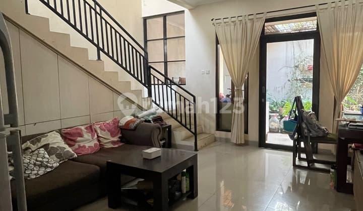Rumah Minimalis Dan Modern Bagus Siap Huni Di Parigi Bintaro