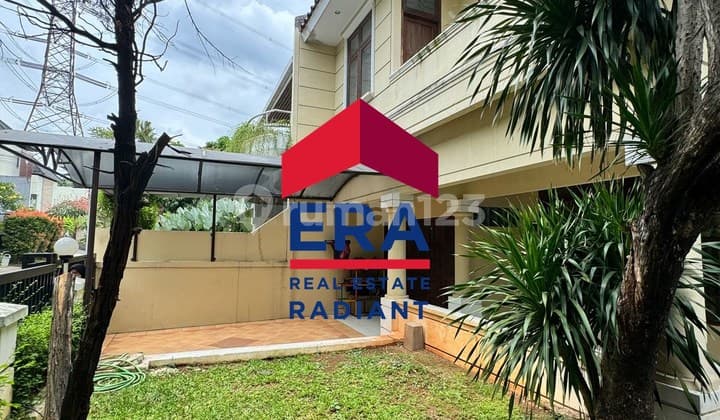 Rumah Bagus Luas Dan Ada 5 Kamar Tidur Di Sektor 9 Bintaro Jaya