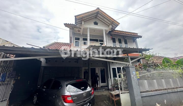 Rumah minimalis komplek macan buah batu