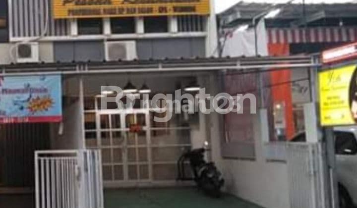 RUKO 3 LT GALUH MAS. KARAWANGLOKASI STRATEGIS. DEKAT MALL. WATERBOOM SEKOLAH. PASAR. HOSPITAL. BANK.