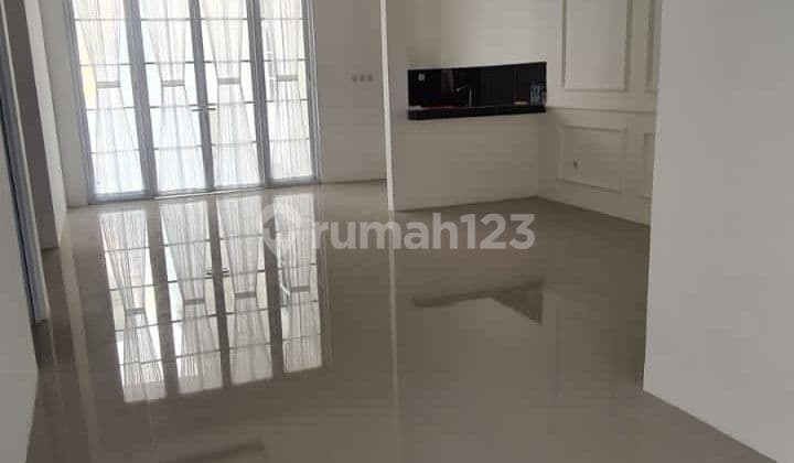 Cool, Luxurious And Nice House In The Lippo Cikarang Complex.. Ready To Use.. Strategic Location. Rumah