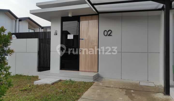 Di Sewa Rumah Keren di Cluster Woterfrom