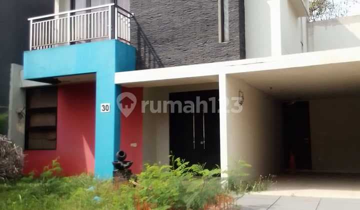 Di Jual Rumah Keren Nice di Perumahan Vassa