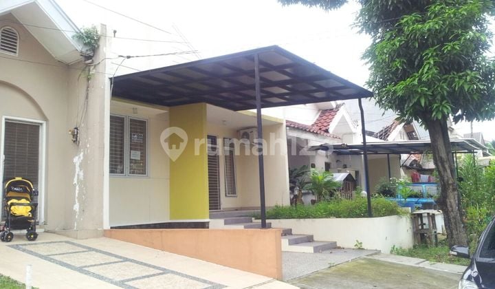 Cool and nice house for sale in Lippo Cikarang, ready to live in. Affordable price