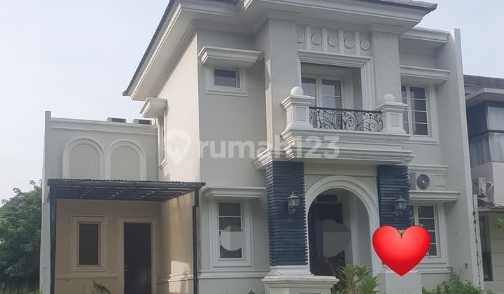 Cool and nice house for rent in Lippo Cikarang, ready to live in. Good price.