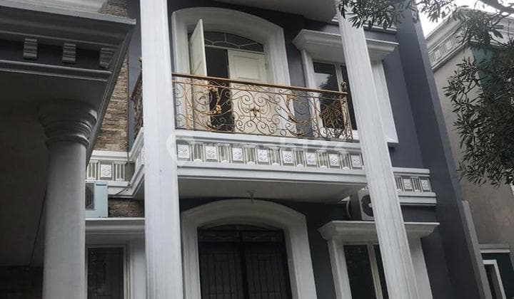 Di Sewa Rumah Keren Nice Di Vassa Terrace lantai 2 Full Finiture