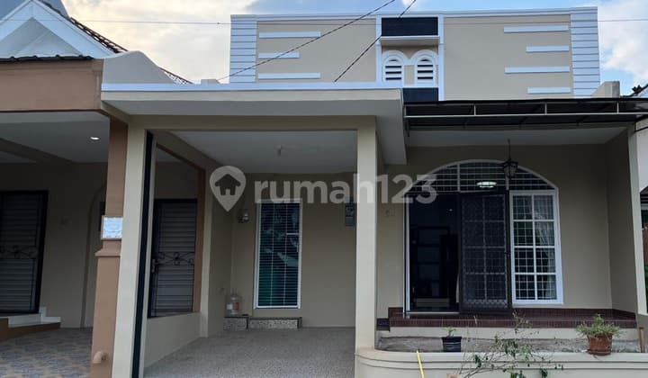 Di Jual Rumah Keren Nice Di Medeow Green Lippo Cikarang