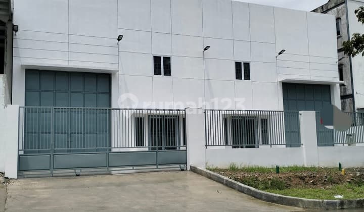 For sale, a cool and nice warehouse in Deltasilicoun 5.