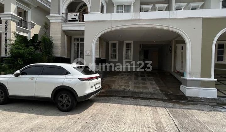 Di Jual Rumah Keren And Nice lantai 2 di Cluster Elit