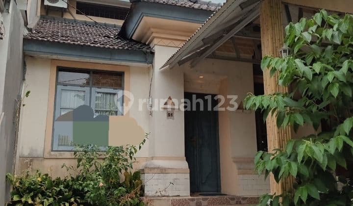 Cool and nice house for rent in Lippo Cikarang, ready to live in. Good price