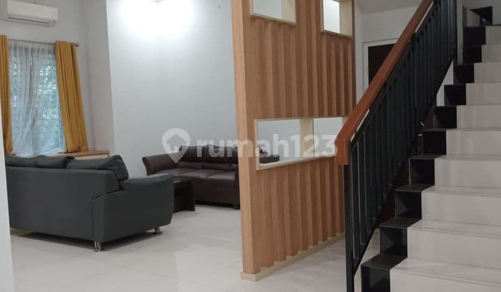 Cool and nice house for rent in Lippo Cikarang, ready to live in. Affordable price.