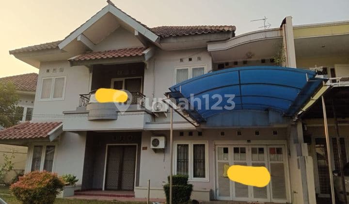 Cool and nice house for rent in Lippo Cikarang, ready to live in. Affordable price