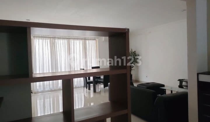 Cool, luxurious and nice house for rent in the Doakwood Clustler, Lippo Cikarang, has 3 bedrooms and is ready to live in.