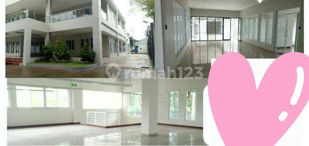 Cool, Luxurious Good Wonderful Can-To-Use Office For Rent In Lippo Cikarang.. In An Industrial Area.. Location Near The Toll Gate.