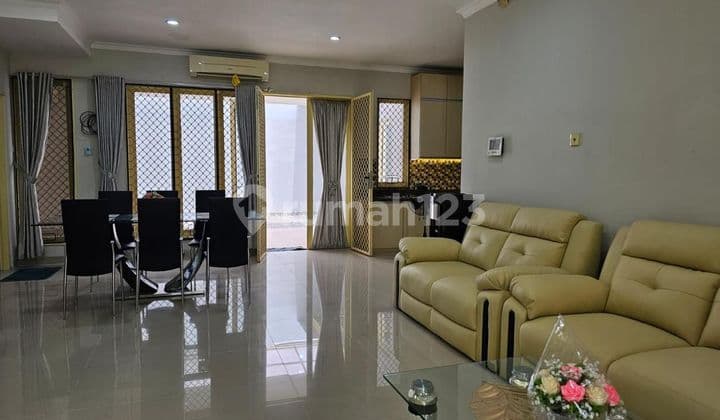 Cool, Luxurious, and Nice House in a Good Cluster, Full Freehold. Ready to occupy in the Lippo Cikarang area.