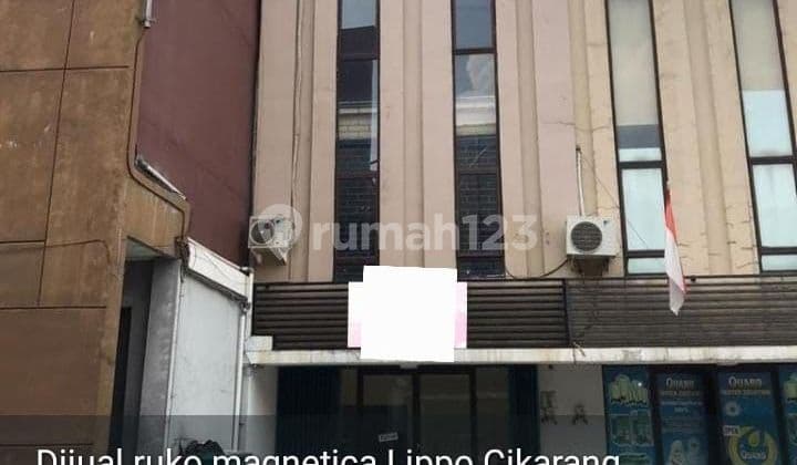 Cool, luxurious and nice shophouse for sale in Lippo Cikarang Manetika Shophouse