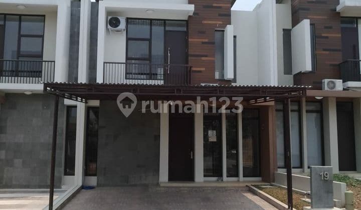 Luxury Cool And Nice House Beautiful View And Nice Design .. Can To Move In