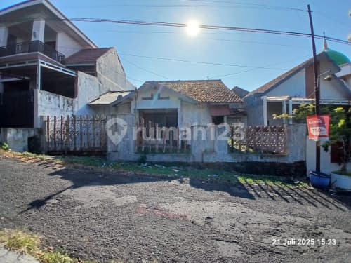 Dijual Tanah dan Bangunan di daerah Semarang Timur A4535