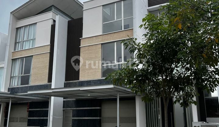 FOR SALE Golf Island House PIK Size 12 x 35 Golf View Private Lift