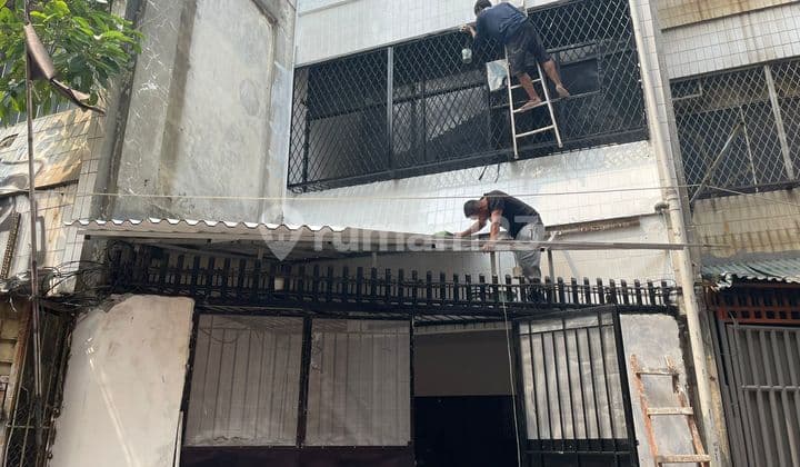 Disewa Ruko Pangeran Jayakarta Luas 52 M2 Cocok untuk Kost