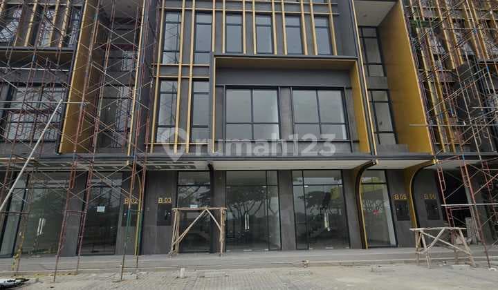 FOR RENT Studio Loft Shop House in BSD, Size 6 x 18.6, with Elevator.