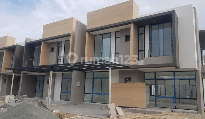 DIJUAL Rumah di Villa Pasir Putih PIK 2 Luas 10 x 20 Brand New