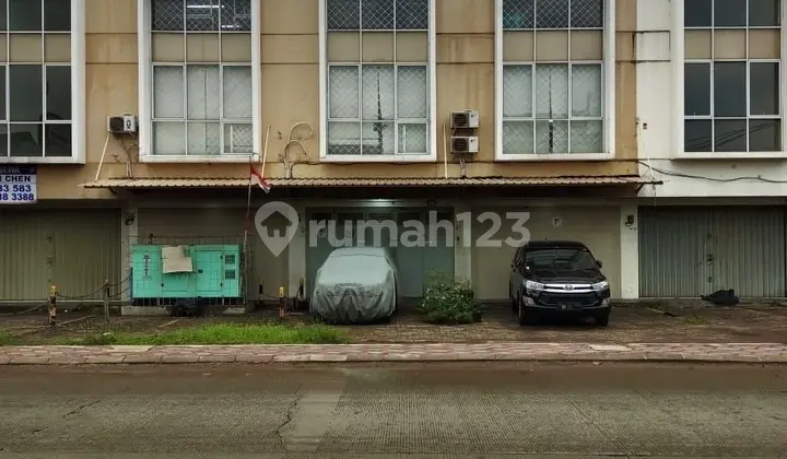 Dijual Ruko Gandeng 3 Di Jl Atang Sanjaya Benda Luas 13.5 X 34