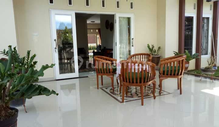 DIJUAL Villa Tanah di Ciawi Luas 6500 m2 Kamar 7 Kolam