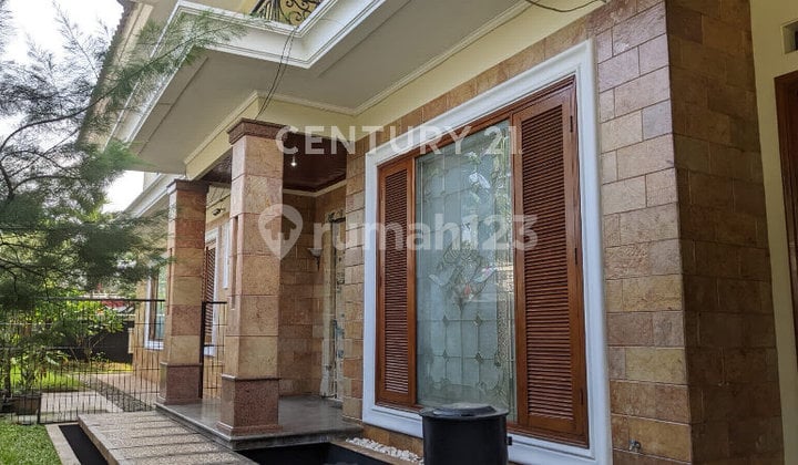 Rumah Mewah dan Luas Siap Huni Disewakan di Area Cilandak
