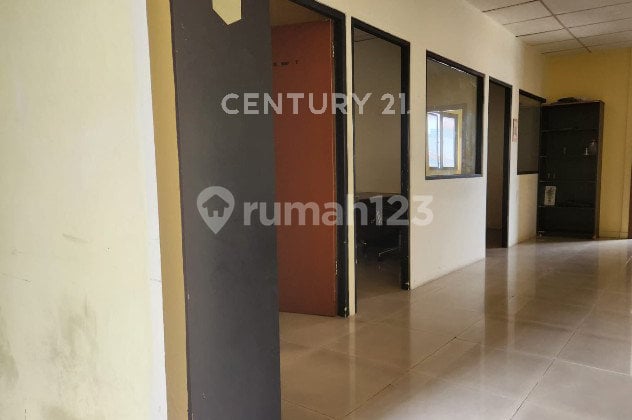 Ruko 4 Lantai Dekat Pondok Indah Mall Cocok untuk Kantor, Klinik
