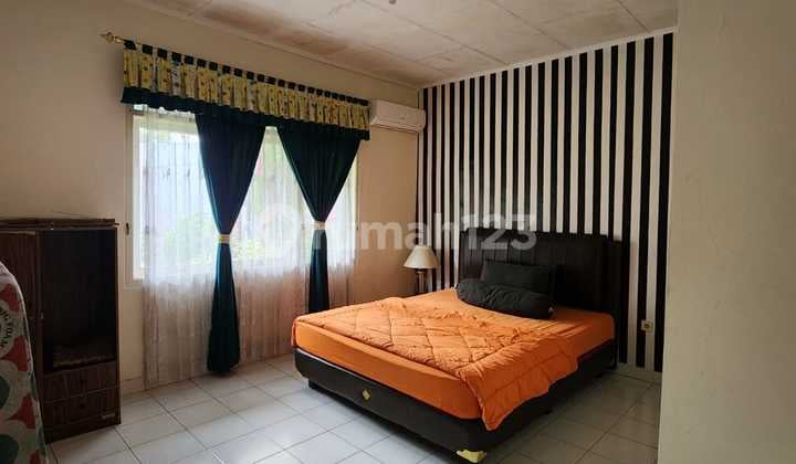 Villa Cipanas Puncak Bogor next to Kota Bunga can generate passive income.