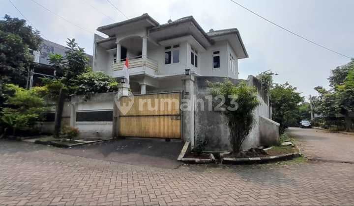 Dijual Rumah Luas Posisi Hoek Dalam Perumahan Villa Bogor Indah