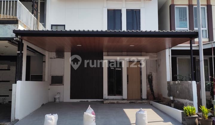 Dijual Rumah 2 Lantai Baru Renovasi Dalam Cluster Favorite di Kota Wisata Cibubur